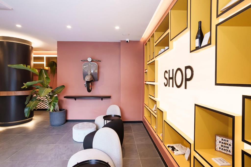 Aparthotel Colombo Roma - Resim 11