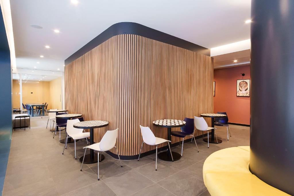 Aparthotel Colombo Roma - Resim 20