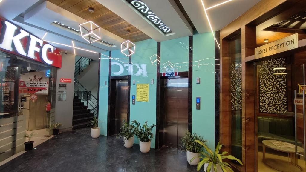 Fotografie z fotogalerie ubytování Hotel GRT Square v destinaci Dharwad