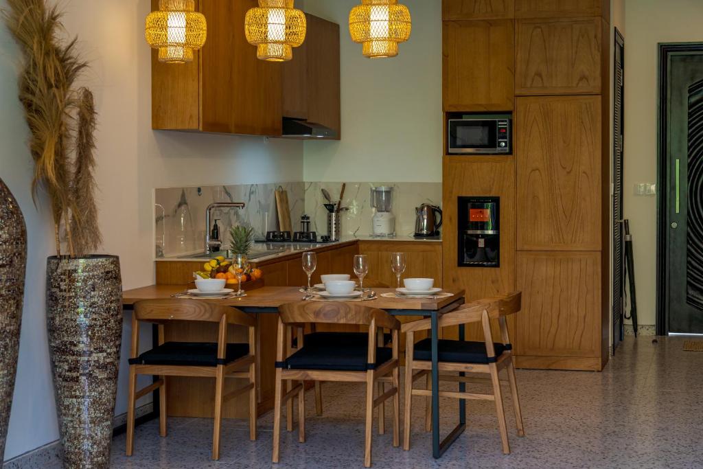 Sunny Village Batu Bolong - 14