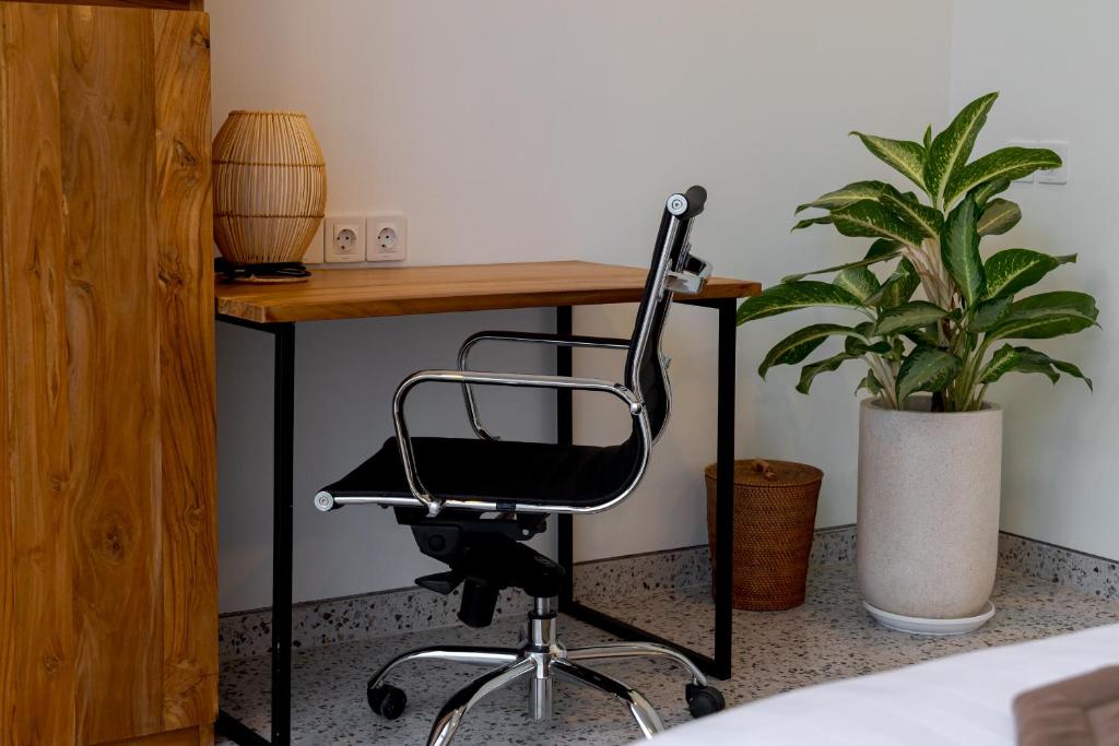 Sunny Village Batu Bolong - 9