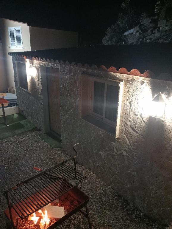 Budova, v ktorej sa dovolenkový dom nachádza