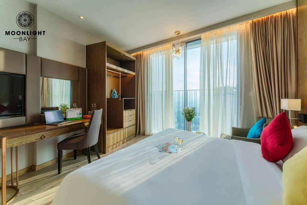 Moonlight Bay Panorama Condotel Ocean View - Deluxe Double Room