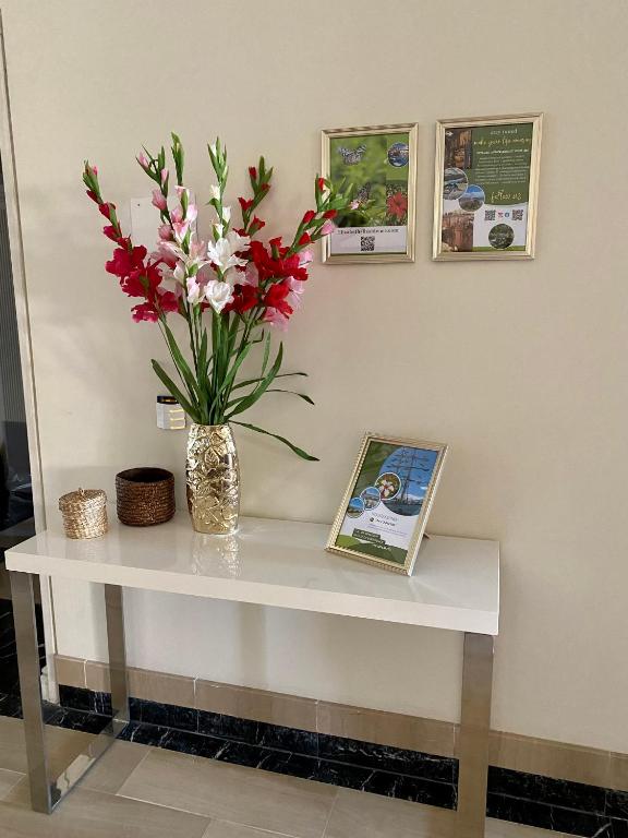 Fotografia z galérie ubytovania Apartment 4p Beach 3 Pools Top Location Garden SPA Parking Shops v destinácii Estepona