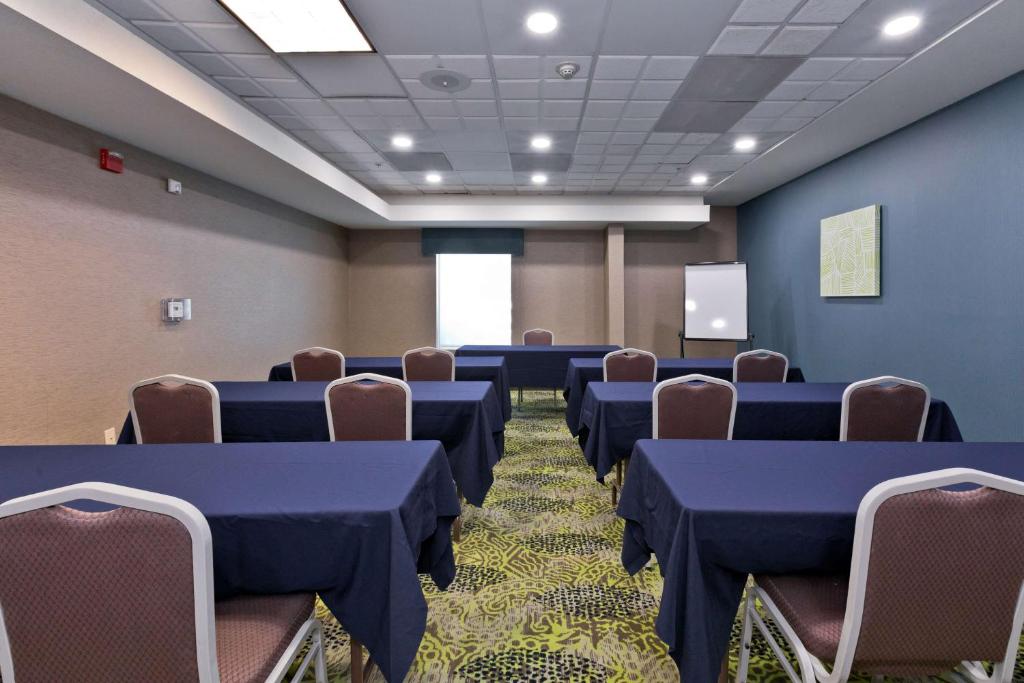Konferenční prostory v ubytování Hampton Inn & Suites Palm Desert