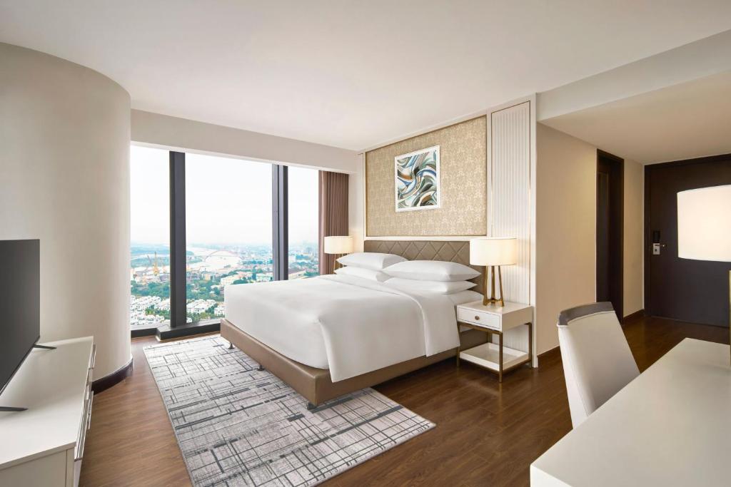 Sheraton Hai Phong - Deluxe King Room