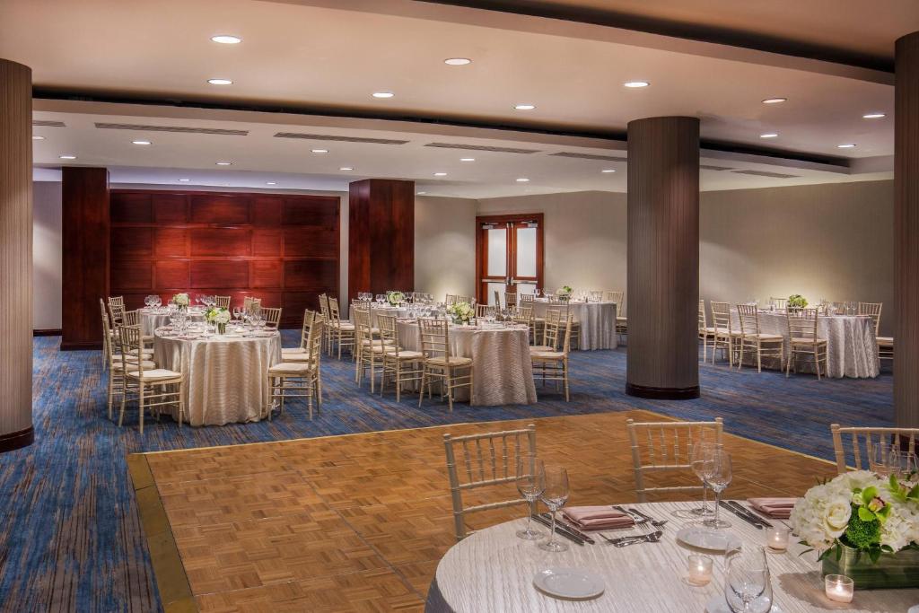 The Westin Waltham Boston photo