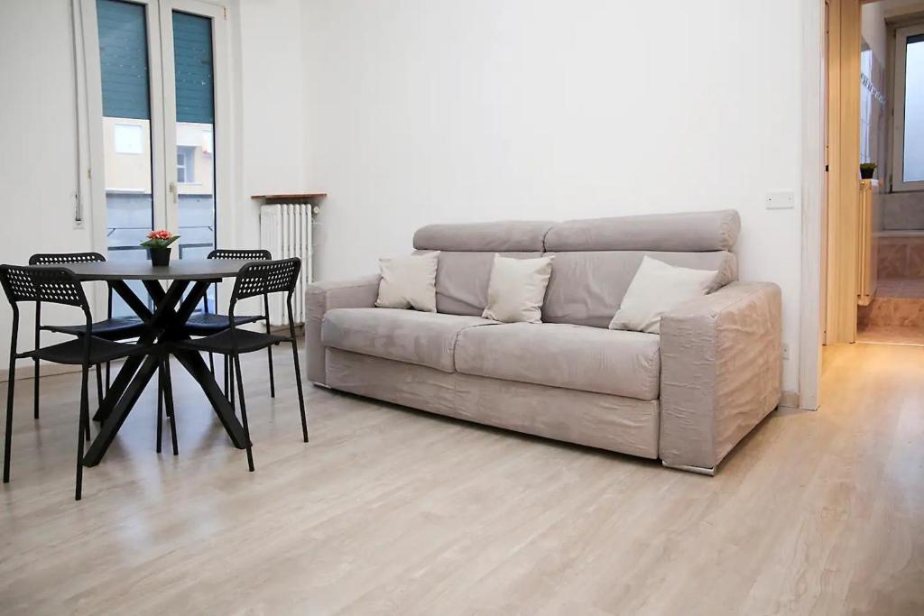 Gallery image of Via Tevere Apt Milano in Rozzano