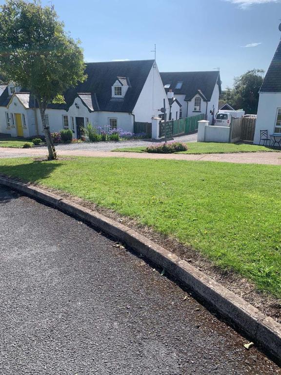 Bayview, Dunmore East, County Waterford Sleeps 12 persons, Dunmore