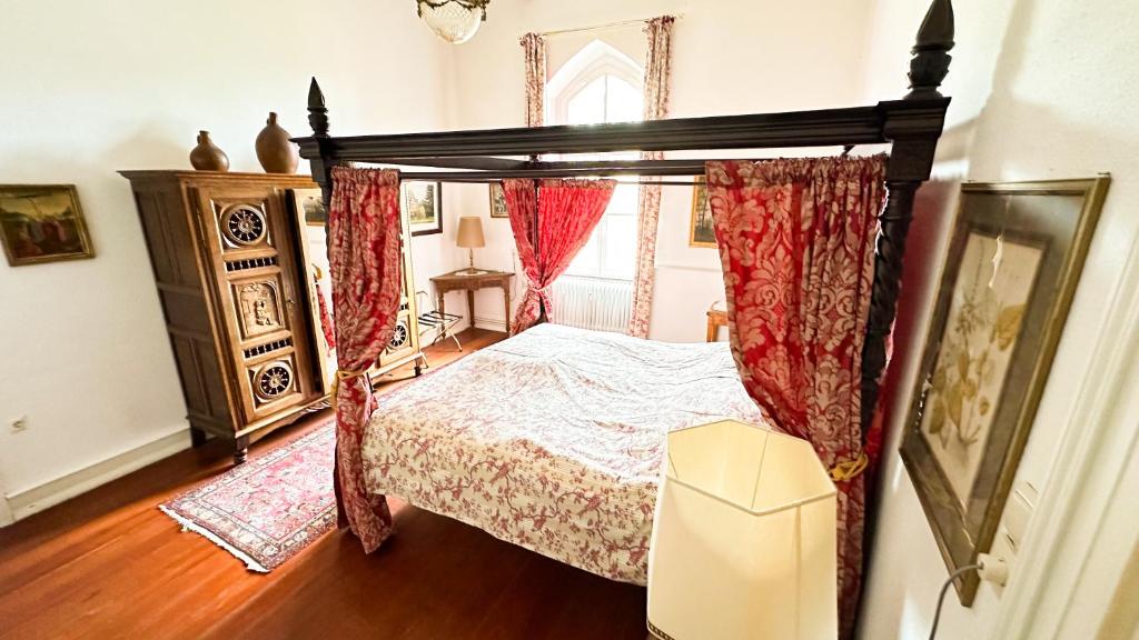 Postel nebo postele na pokoji v ubytování Burg Satzvey