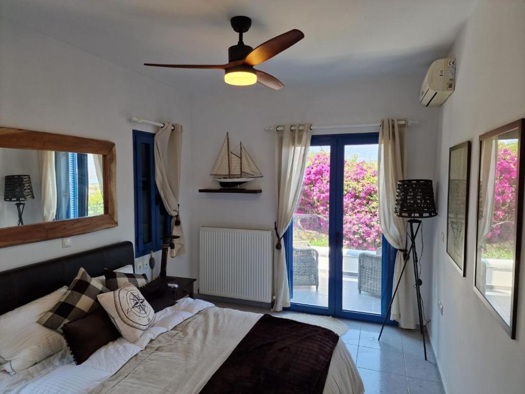 Fotografia z galérie ubytovania Villa Thymari, panoramic sea views, Kokkino Horio v destinácii Kókkinon Khoríon