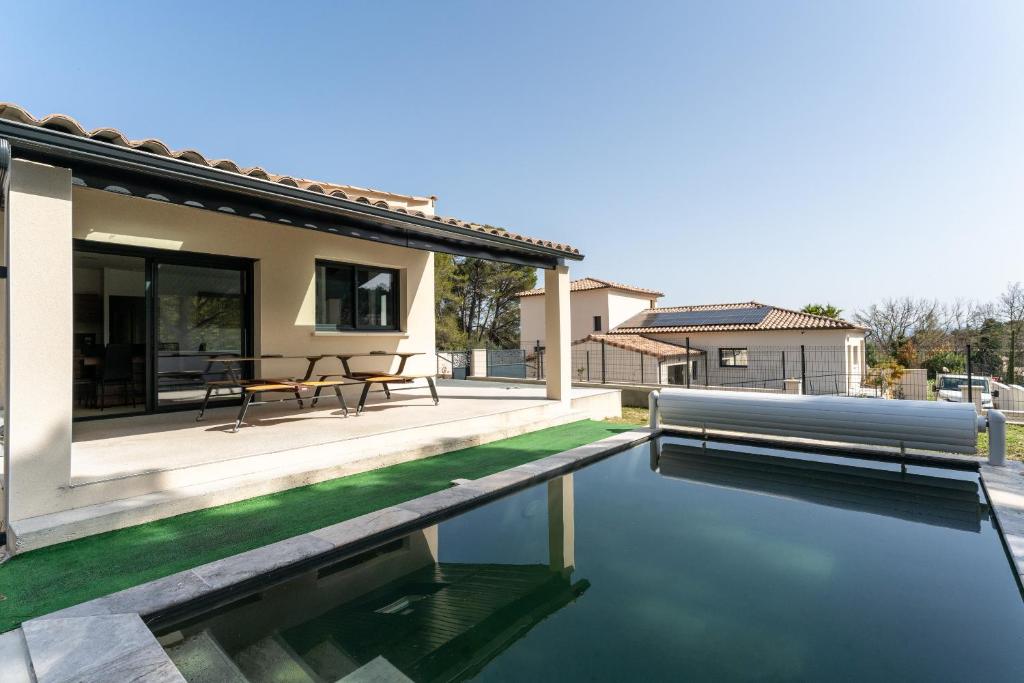 Hồ bơi trong/gần Villa Sérénity 10 pers maxi