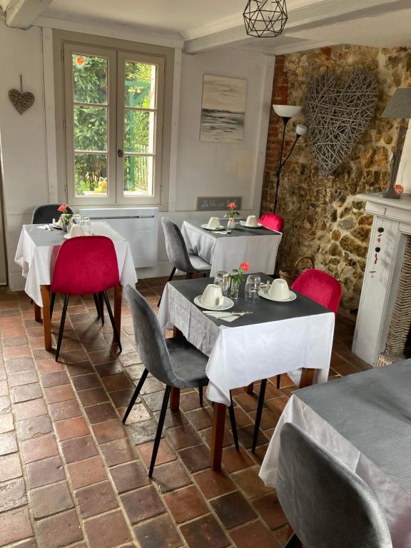 Posezení v ubytování Les chambres d'hôtes Le Val d'Honfleur