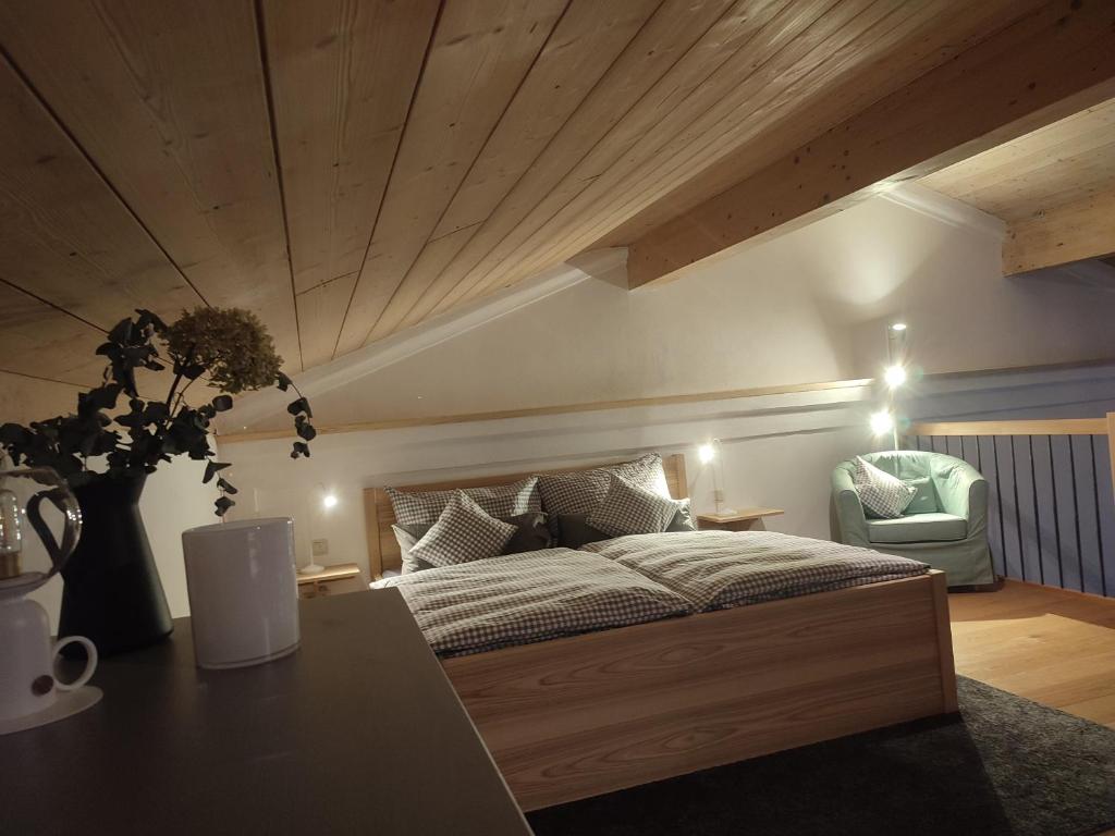 Postel nebo postele na pokoji v ubytování Moarhof Ferienwohnung2