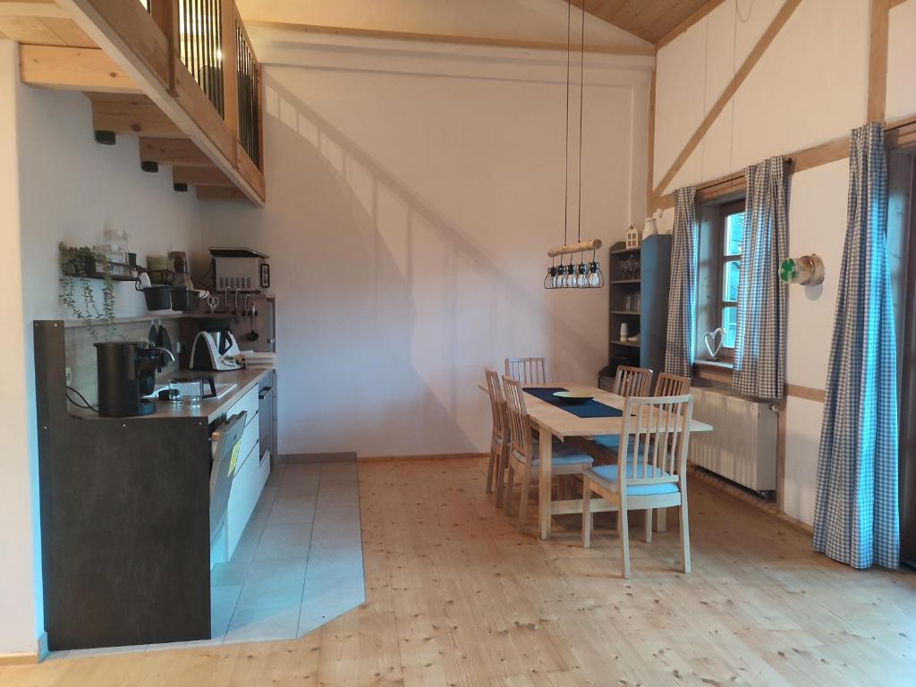 Kuchyň nebo kuchyňský kout v ubytování Moarhof Ferienwohnung2