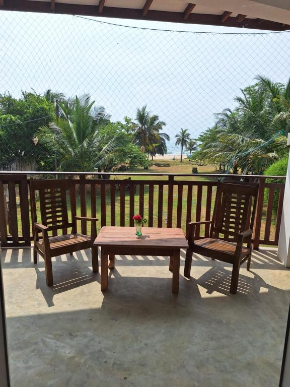 Balkón nebo terasa v ubytování Baden Beach Hotel