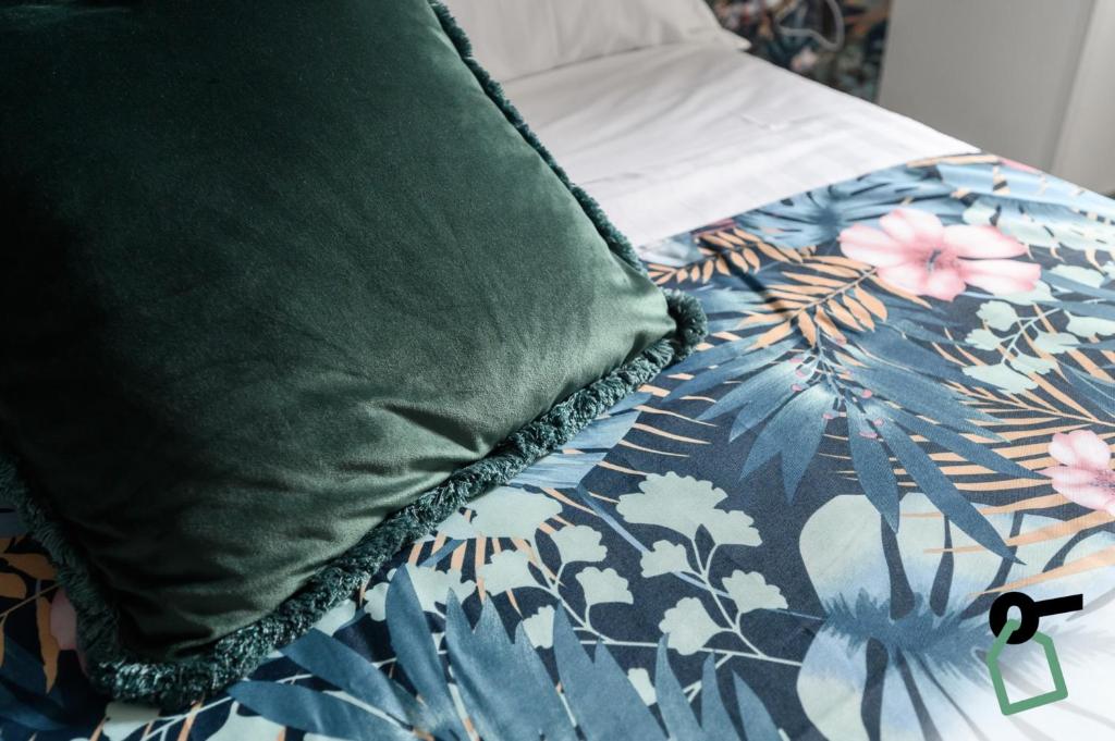 Hotiday Room Collection - Napoli Sant'Arcangelo - Resim 37