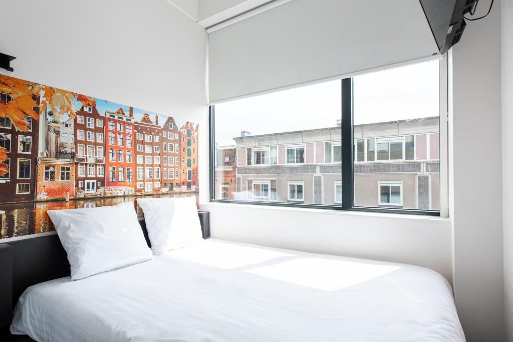 easyHotel Amsterdam City Centre South - Resim 1