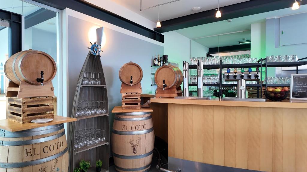 Lounge nebo bar v ubytování Inselhotel kleiner Bodden