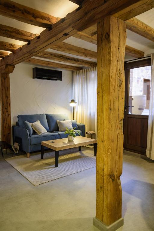 Las Horneras de Cobeta. Apartamento Andrea - Housity