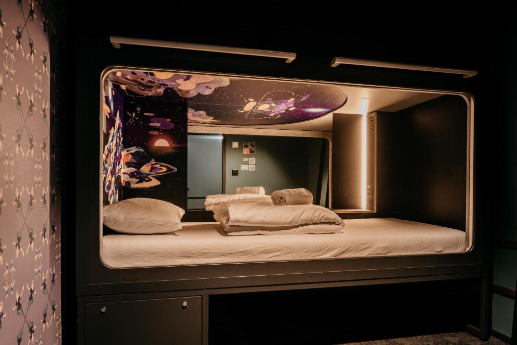 Capsule Hotel - Lucerne Old Town - Resim 7