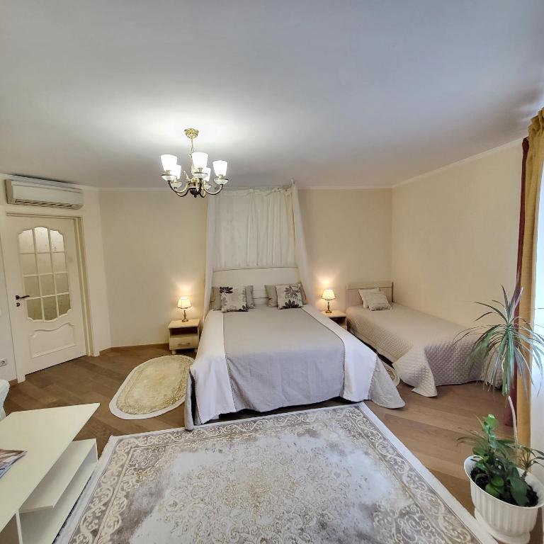 Apartment on Hryshka Street - Appartement Met Balkon