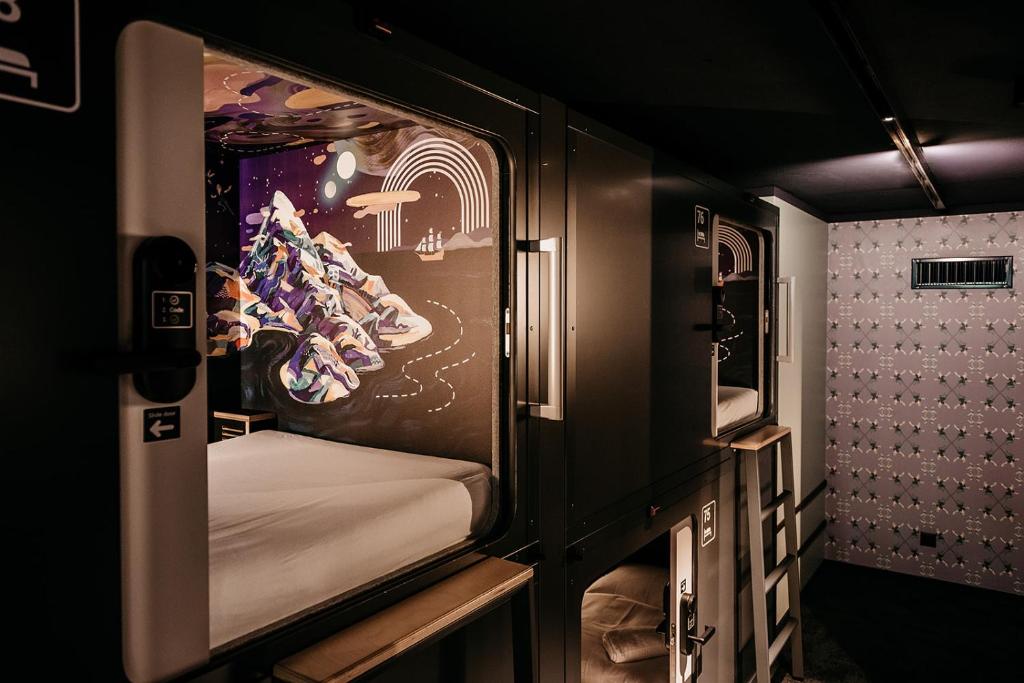 Capsule Hotel - Lucerne Old Town - Resim 9