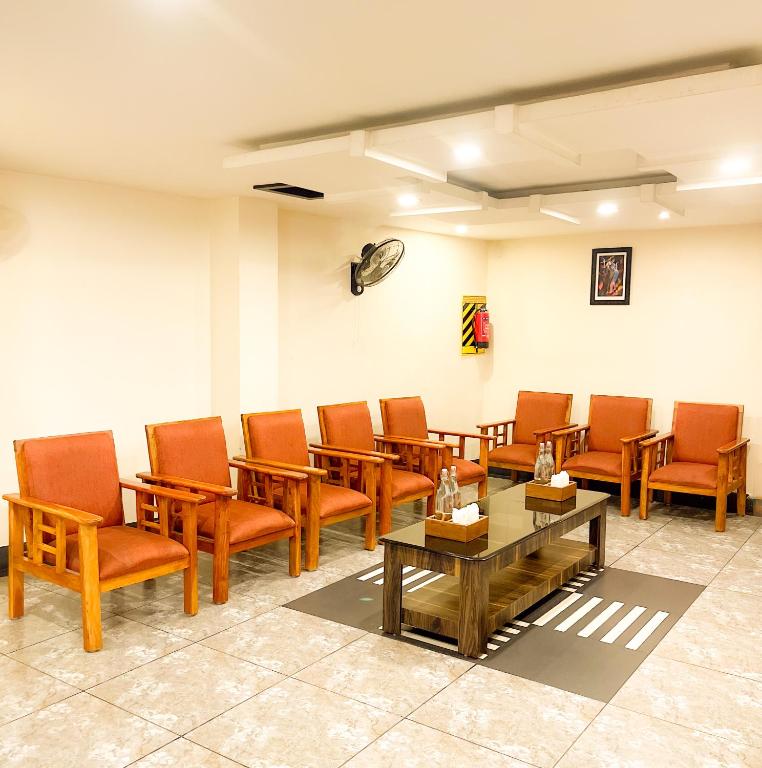 Posezení v ubytování Shree Residency