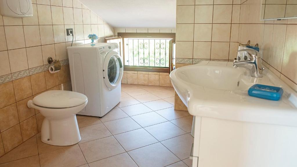 Zdjęcie z galerii obiektu Casa Vacanze Ammentos w mieście Olmedo