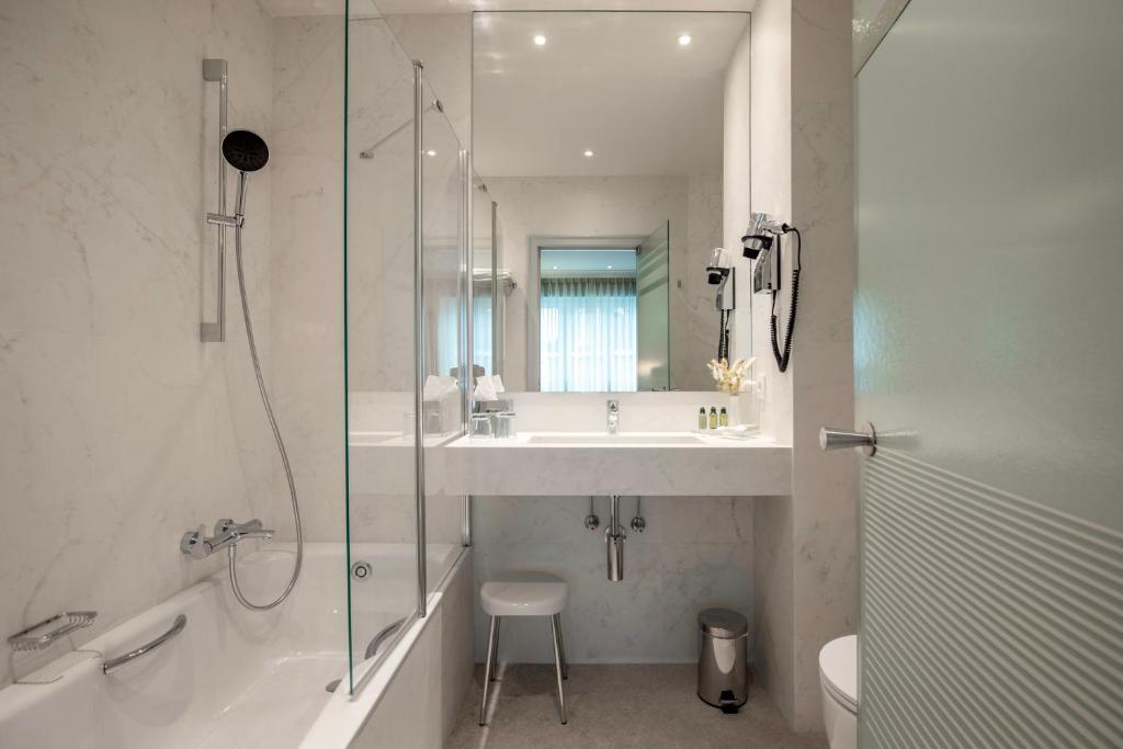 Un baño de Hotel Aragon