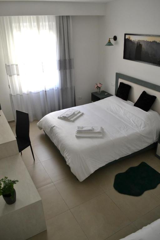 Dion Guest House - 5