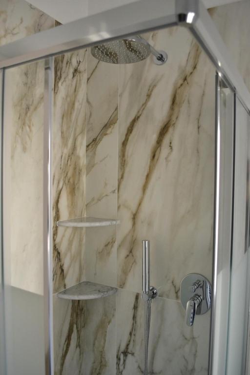 Dion Guest House - 10