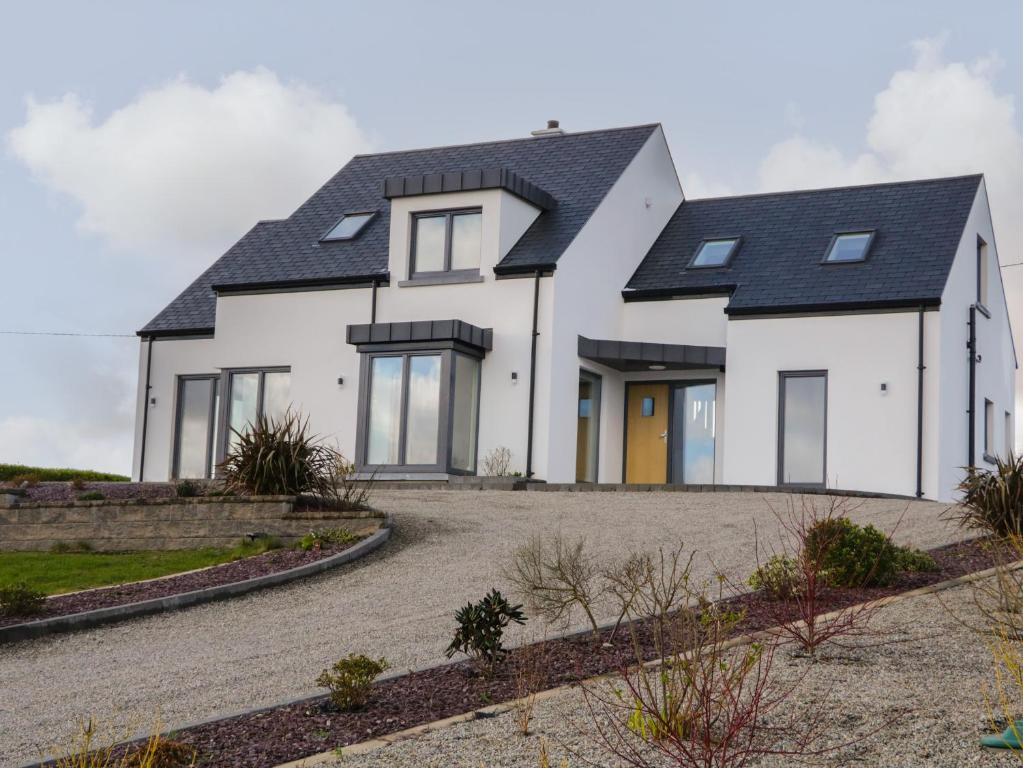 Moorhen House, Loughanure (updated prices 2024)