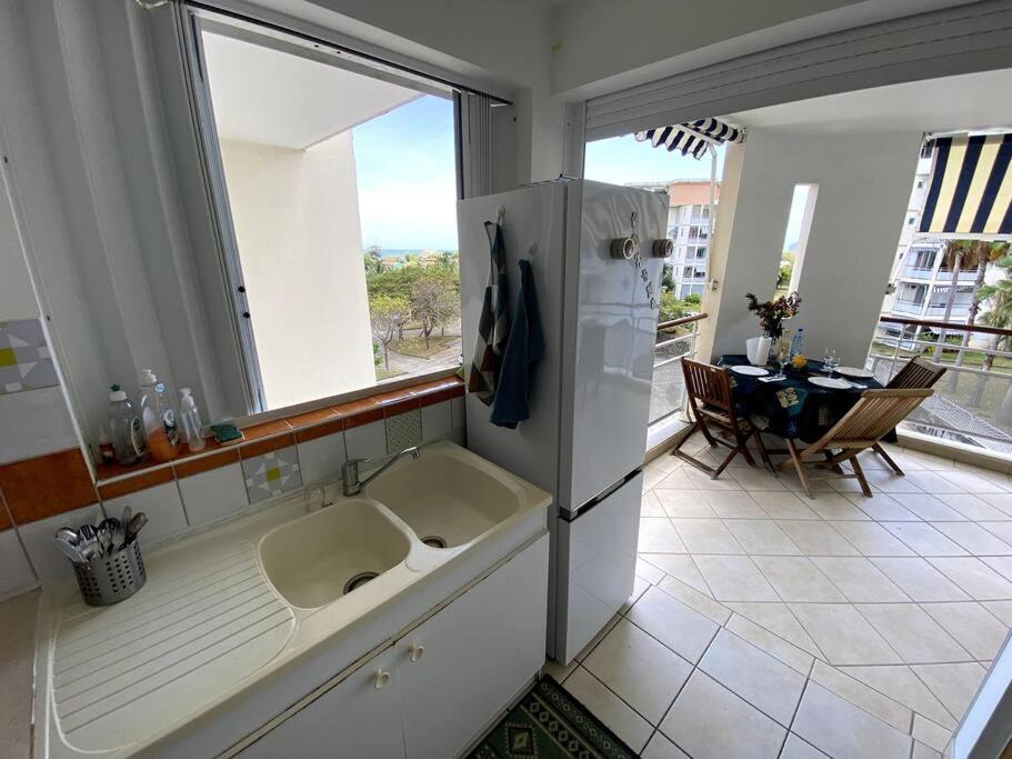 Fotografie z fotogalerie ubytování Appartement - Vue mer et montagne v destinaci Sainte-Luce
