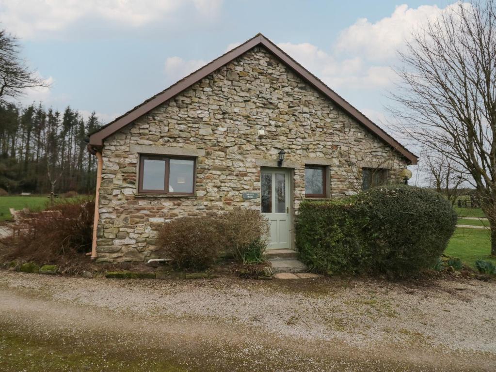 Το κτήριο όπου στεγάζεται  η παραθεριστική κατοικία