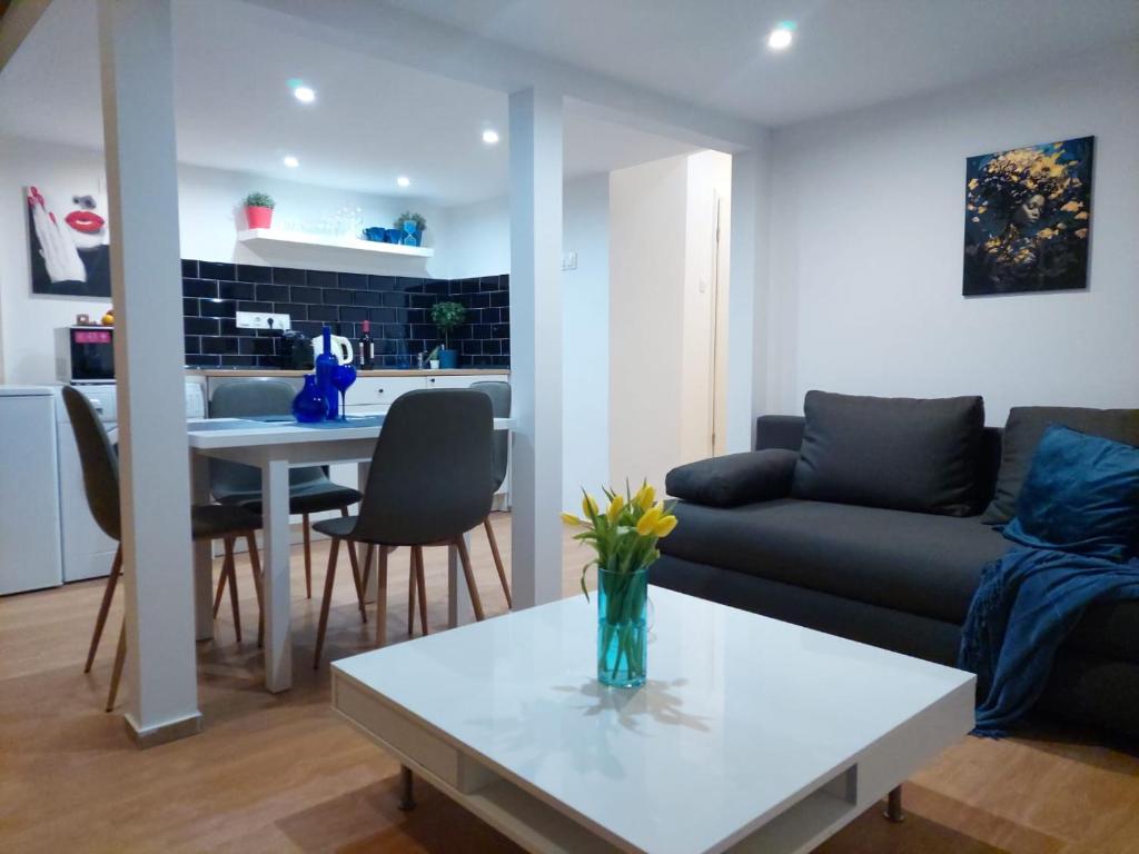 BRHomes Diamnond 1077 Budapest, 62 Rottenbiller utca kép - 1