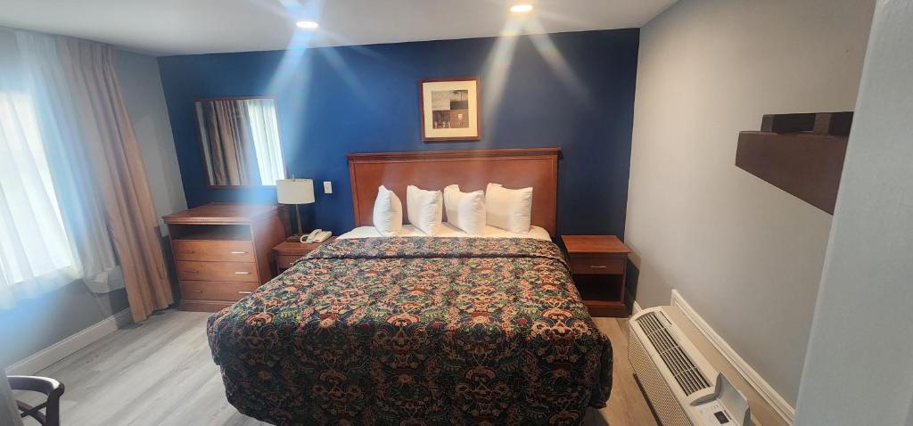 Budget Inn Horseheads - King Room