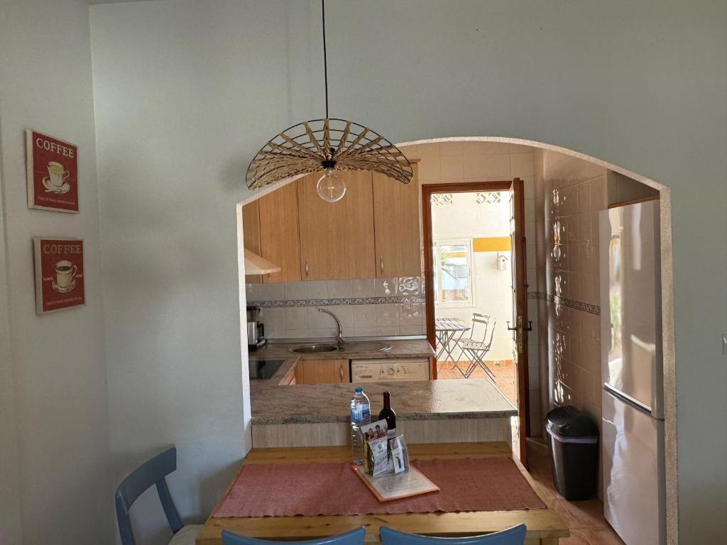 A kitchen or kitchenette at Casa Montana near the Coast
