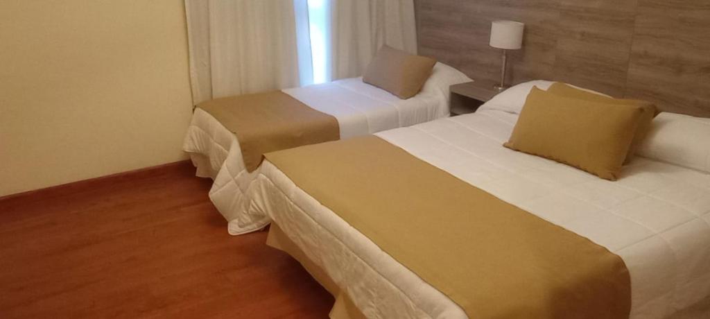 Hotel Intersur La Cumbre - Dreifacher Raum