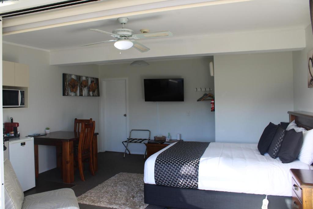 Coromandel Seaview Motel - Resim 37