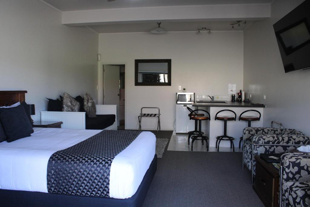 Coromandel Seaview Motel - Resim 38