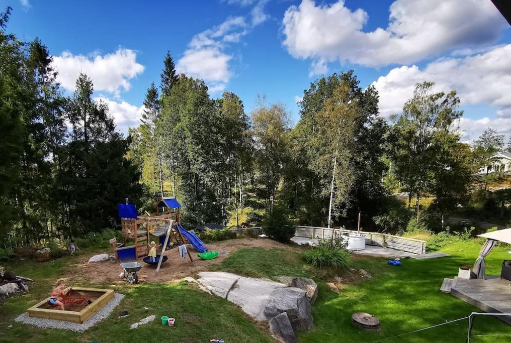 Zahrada ubytování Family friendly Villa with sauna in the nature
