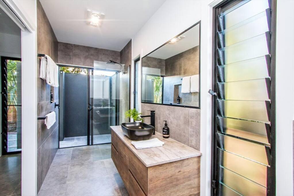 Koupelna v ubytování Malie - Stylish Studio in Central Agnes Water