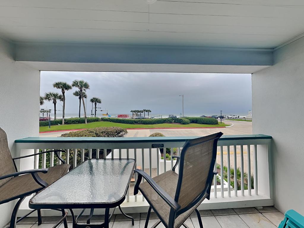 Casa Del Mar 101 Beachfront Resort, Galveston (updated prices 2024)