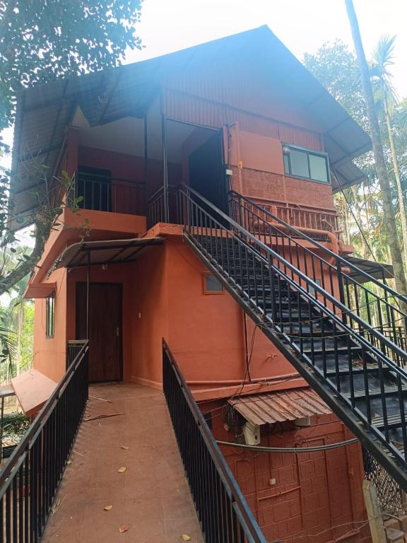 Ayurguru Ayurvedic Kalari Resort, Sultan Bathery (updated prices 2024)
