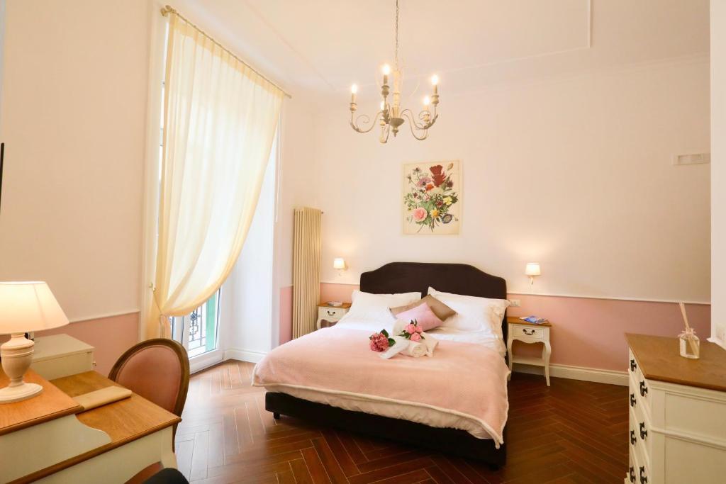 Krevet ili kreveti u jedinici u objektu Macchiato Suites Boutique Guest House