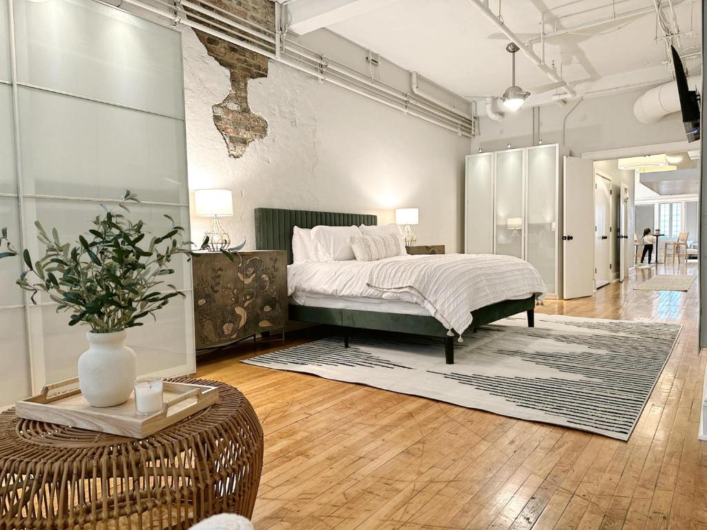The Historic Lyric Presidential Suite - Appartement Met 2 Slaapkamers