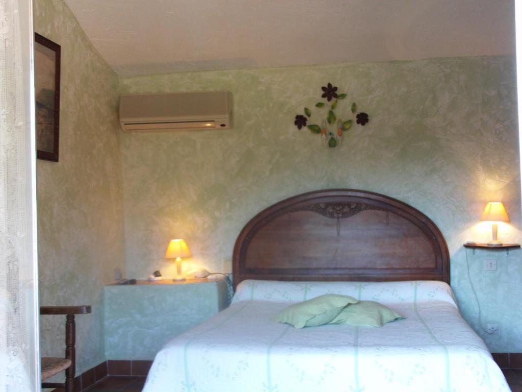 Poste&#x13E; alebo postele v izbe v ubytovan&iacute; La Pierrerie