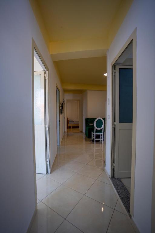 Imagen de la galería de Golden Sleep Hostel, en Shkodër