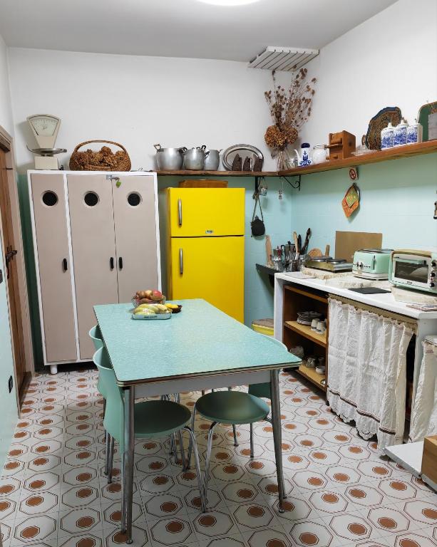 A kitchen or kitchenette at B&B LaMaGia di Corte Moronati